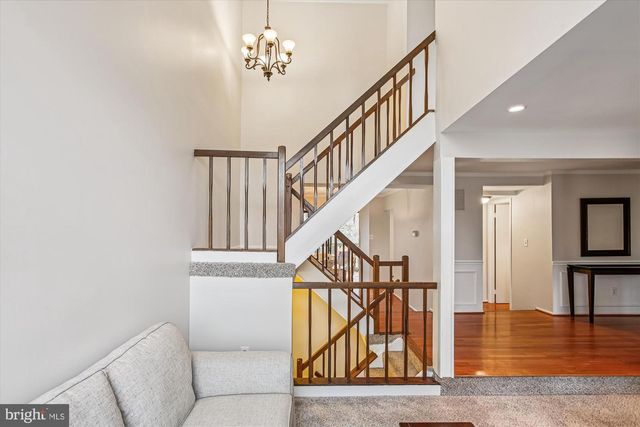 2025 WINGED FOOT CT, Reston, VA 20191