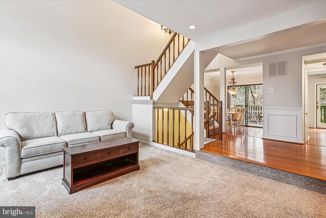 2025 WINGED FOOT CT, Reston, VA 20191