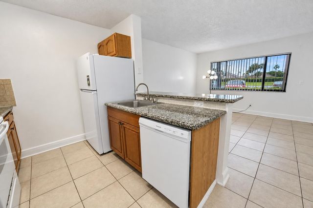 1604 Meadows Circle W, Boynton Beach, FL 33436