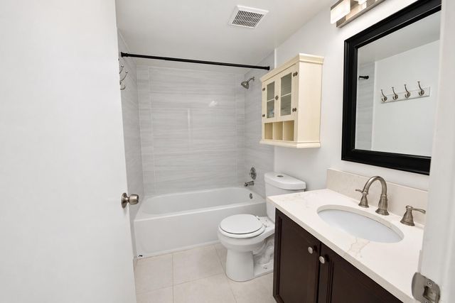 1604 Meadows Circle W, Boynton Beach, FL 33436