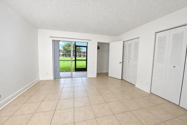 1604 Meadows Circle W, Boynton Beach, FL 33436