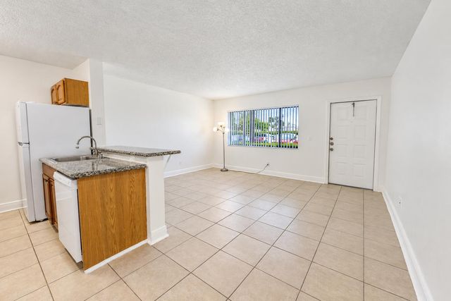 1604 Meadows Circle W, Boynton Beach, FL 33436