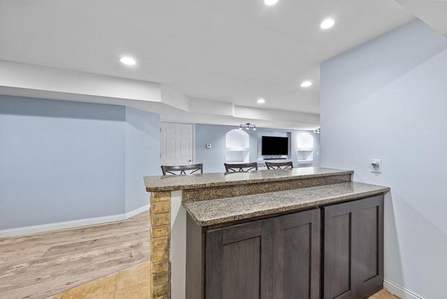 2501 FALCONS COVE, Stevens Point, WI 54482