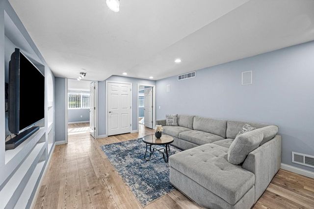 2501 FALCONS COVE, Stevens Point, WI 54482