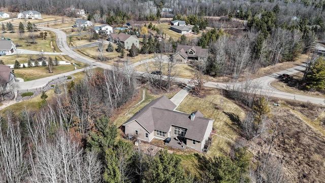2501 FALCONS COVE, Stevens Point, WI 54482