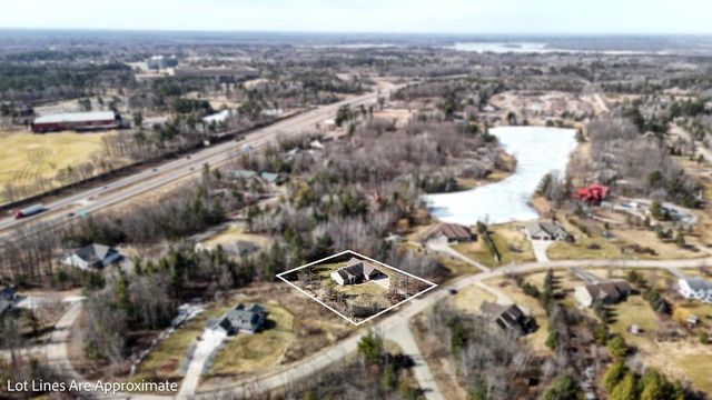 2501 FALCONS COVE, Stevens Point, WI 54482