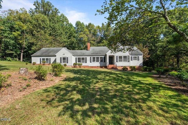 1306 Sunset Drive, Siler City, NC 27344