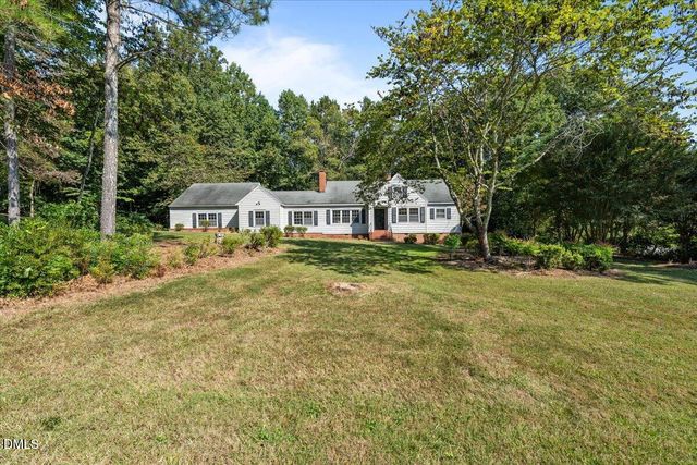 1306 Sunset Drive, Siler City, NC 27344