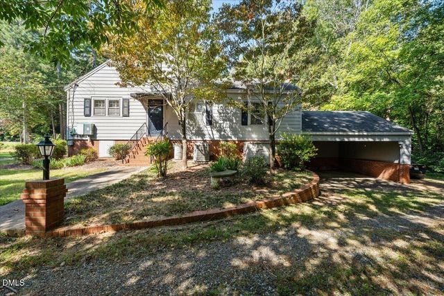 1306 Sunset Drive, Siler City, NC 27344