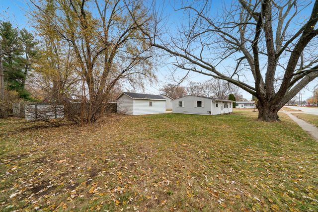 7602 Cadet Road, Machesney Park, IL 61115