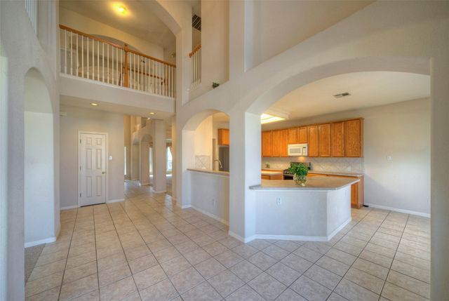 601 Indian Run DR, Pflugerville, TX 78660