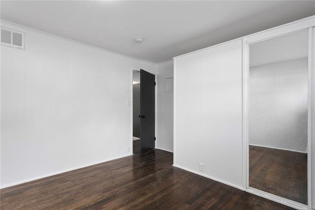 1005 NE 62nd Street, Gladstone, MO 64118