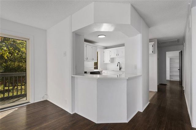 1005 NE 62nd Street, Gladstone, MO 64118