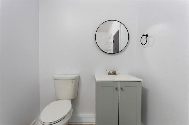 1005 NE 62nd Street, Gladstone, MO 64118