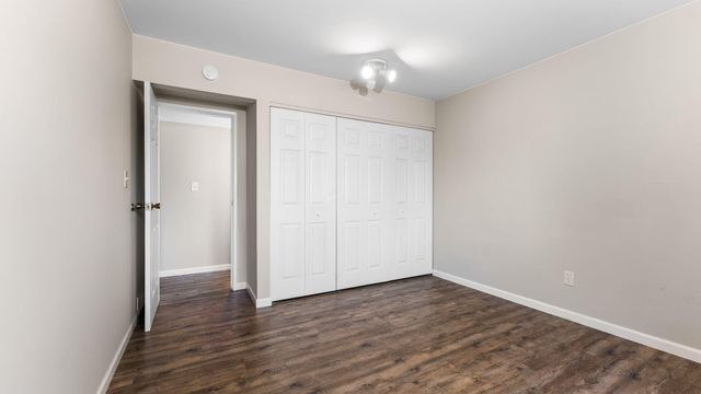 1225 S Maple Road 105, Ann Arbor, MI 48103