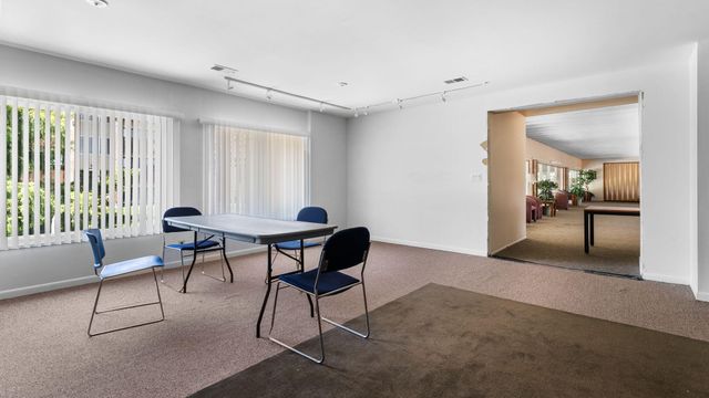 1225 S Maple Road 105, Ann Arbor, MI 48103