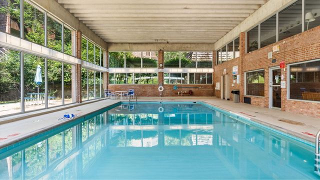 1225 S Maple Road 105, Ann Arbor, MI 48103