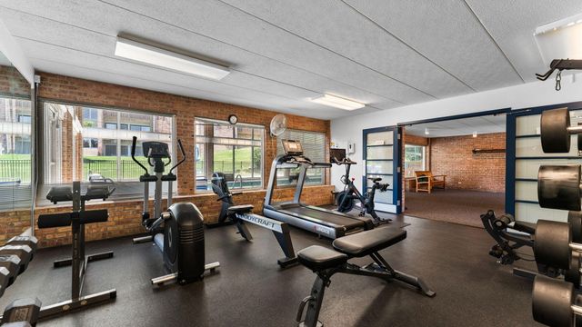 1225 S Maple Road 105, Ann Arbor, MI 48103
