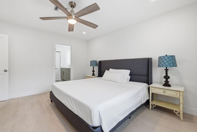1011 Flame Vine Avenue 203, Delray Beach, FL 33445