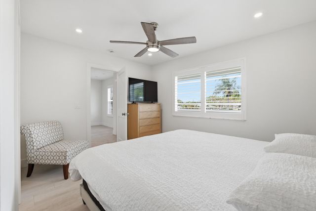 1011 Flame Vine Avenue 203, Delray Beach, FL 33445