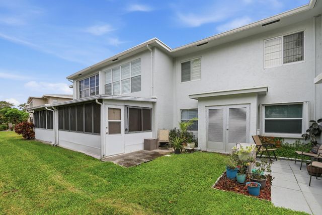 1011 Flame Vine Avenue 203, Delray Beach, FL 33445