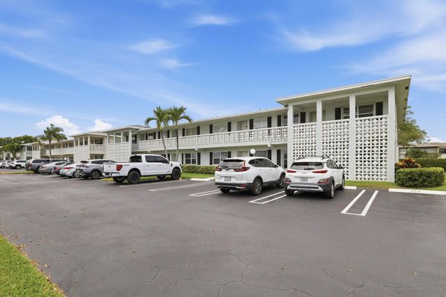 1011 Flame Vine Avenue 203, Delray Beach, FL 33445