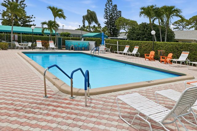 1011 Flame Vine Avenue 203, Delray Beach, FL 33445