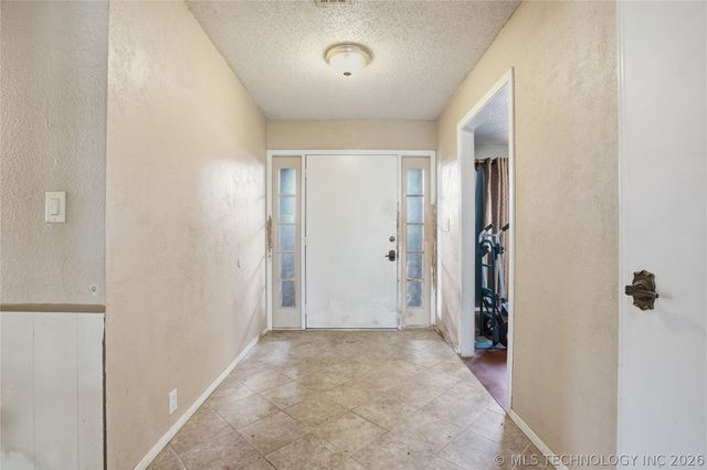 20938 E 35th Place S, Broken Arrow, OK 74014
