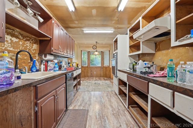 20938 E 35th Place S, Broken Arrow, OK 74014