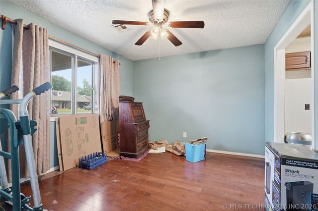 20938 E 35th Place S, Broken Arrow, OK 74014