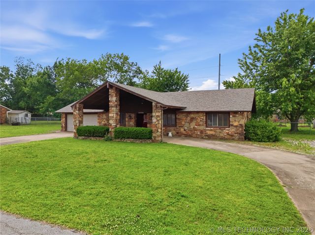 20938 E 35th Place S, Broken Arrow, OK 74014