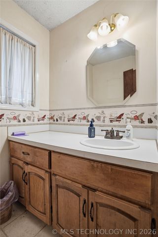 20938 E 35th Place S, Broken Arrow, OK 74014