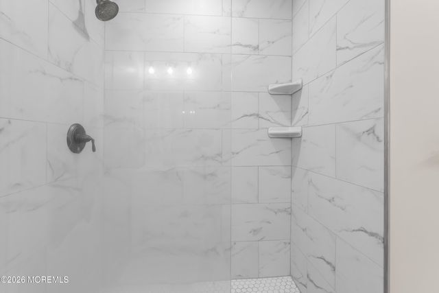 93 Center Avenue, Leonardo, NJ 07737