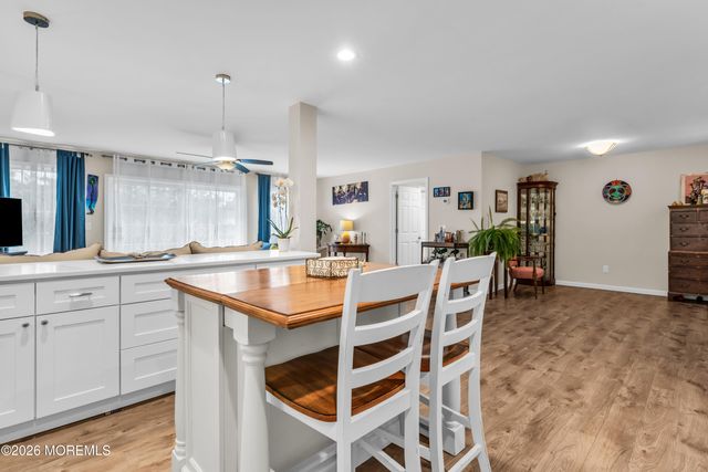 93 Center Avenue, Leonardo, NJ 07737