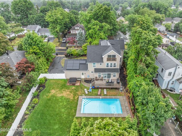 93 Center Avenue, Leonardo, NJ 07737
