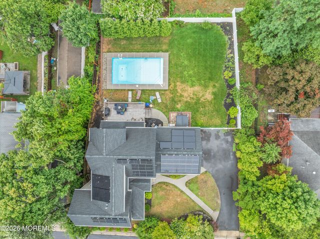 93 Center Avenue, Leonardo, NJ 07737