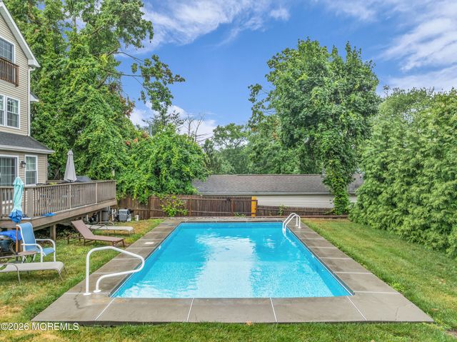 93 Center Avenue, Leonardo, NJ 07737