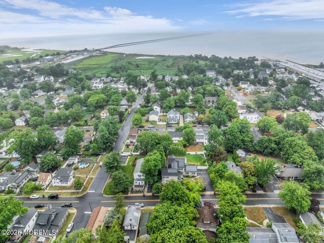 93 Center Avenue, Leonardo, NJ 07737