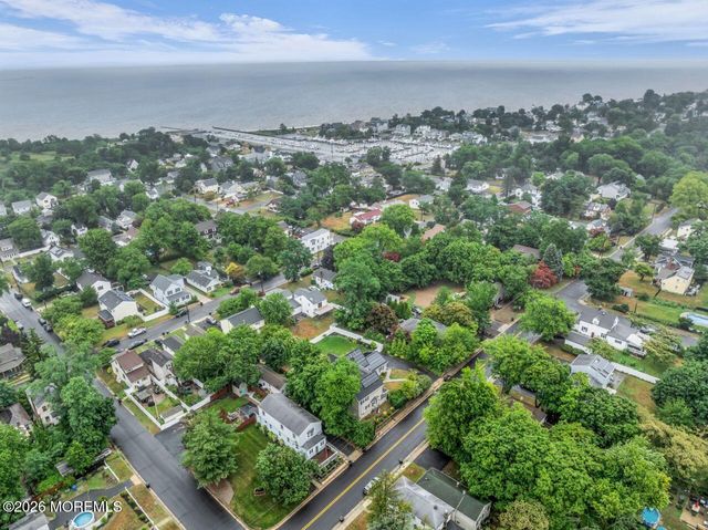 93 Center Avenue, Leonardo, NJ 07737