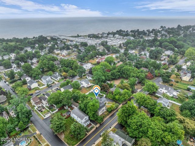 93 Center Avenue, Leonardo, NJ 07737