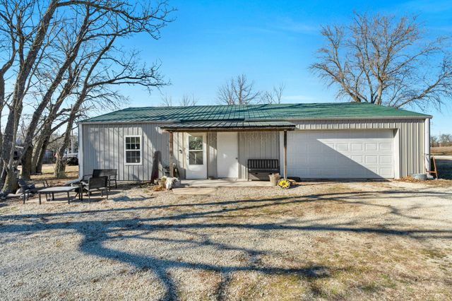 6431 NW 50th St, El Dorado, KS 67042