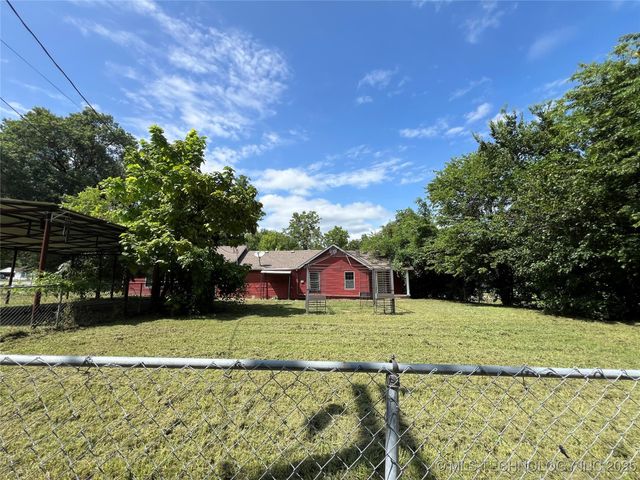 108 N 7th Avenue, Cleveland, OK 74020