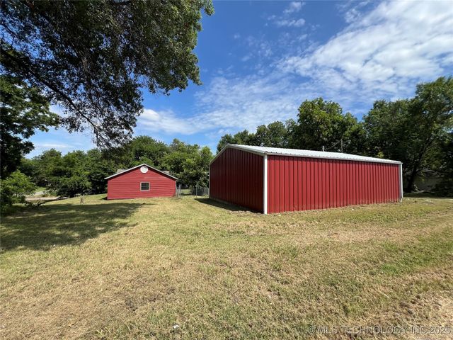 108 N 7th Avenue, Cleveland, OK 74020