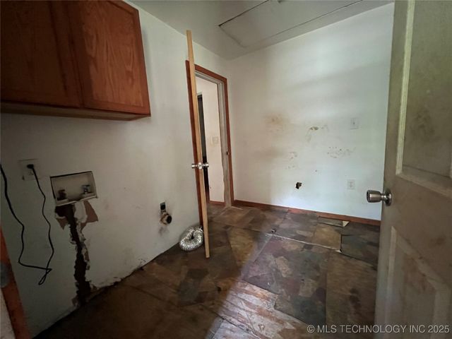 108 N 7th Avenue, Cleveland, OK 74020