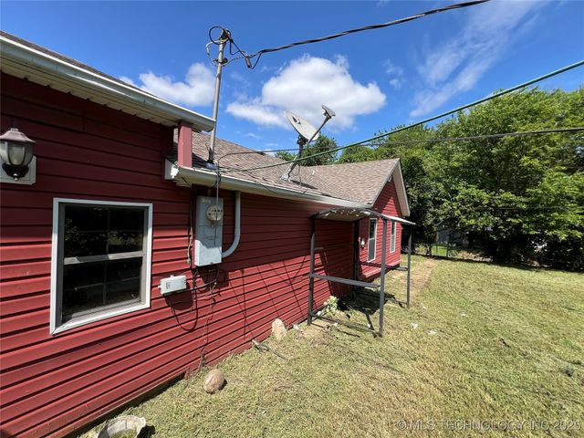 108 N 7th Avenue, Cleveland, OK 74020