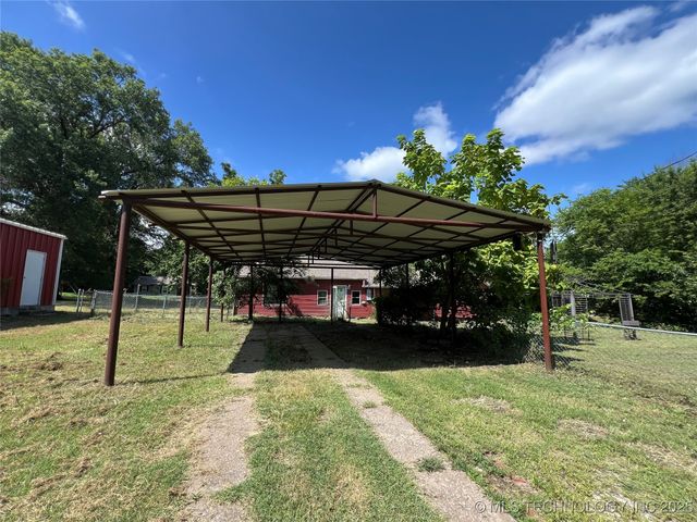 108 N 7th Avenue, Cleveland, OK 74020