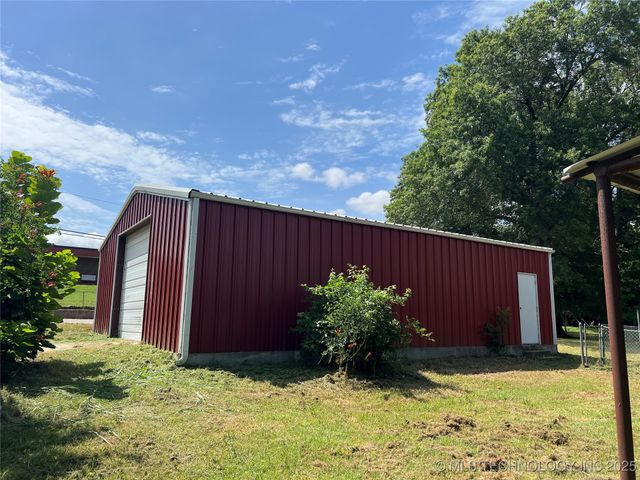 108 N 7th Avenue, Cleveland, OK 74020