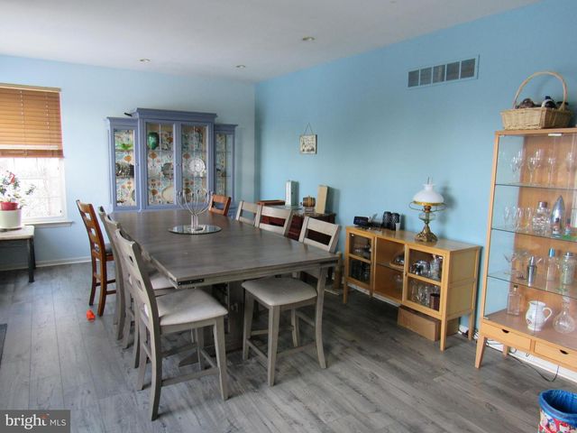 17 WILT RD, Bechtelsville, PA 19505