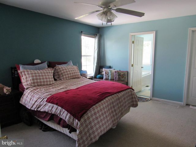 17 WILT RD, Bechtelsville, PA 19505