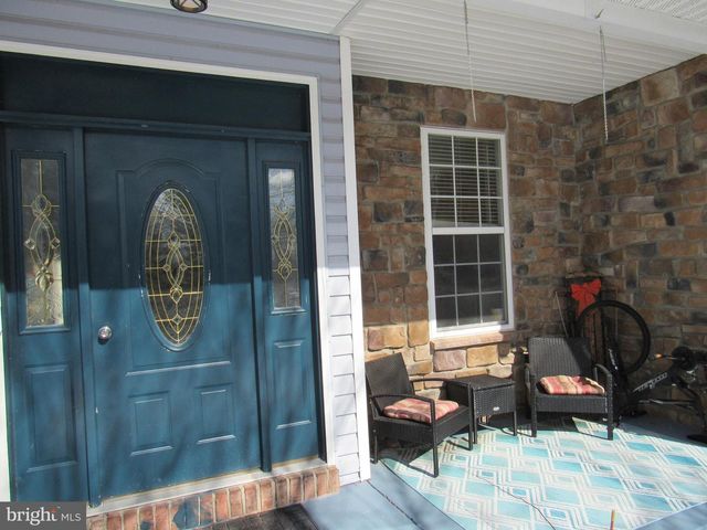17 WILT RD, Bechtelsville, PA 19505